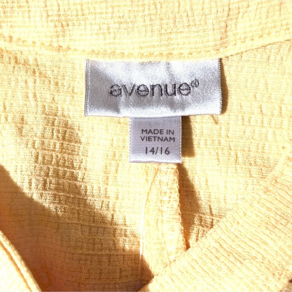 AVENUE Yellow Sleeveless Top Smocked Plus 14/16 1X - Picture 4 of 7